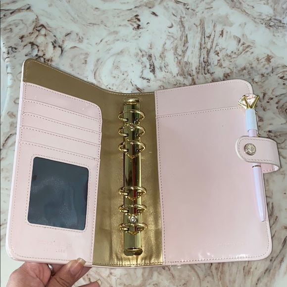 ❌SOLD❌Webster’s Pages Agenda - Picture 2 of 4